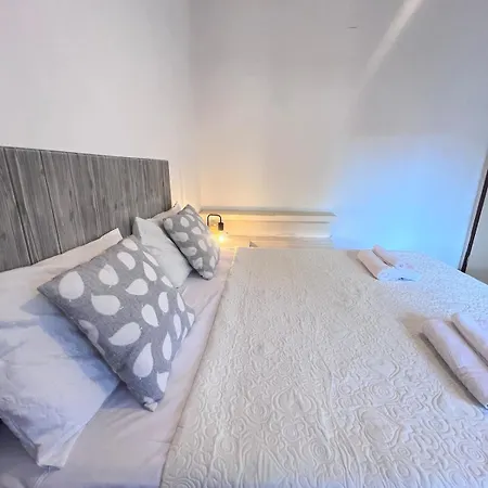 Minahouse Apartment *